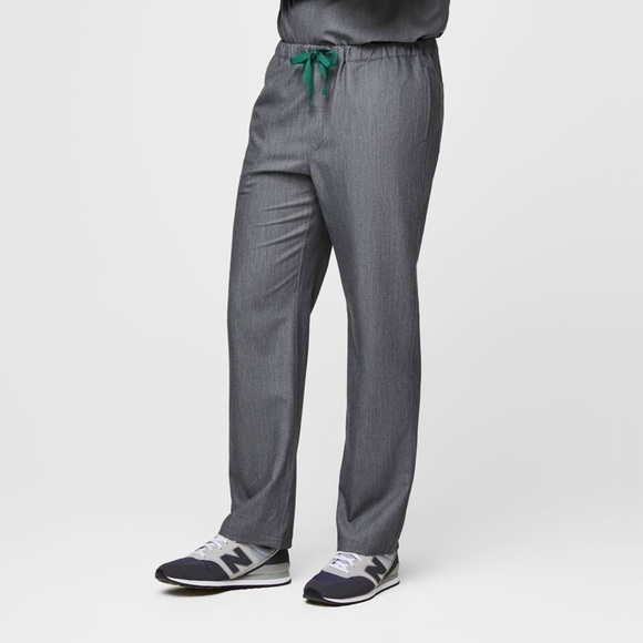 Figs Pisco Basic Scrub Pants in Graphite - Picture 3 of 11